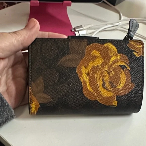COACH Brown Leather Wallet with Yellow Floral Print - Picture 2 of 4